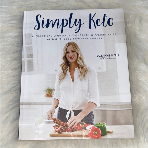 Simply Keto cookbook-Brand New - Picture 1 of 3